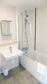 City Apartments Milton Keynes The Hub エクステリア 写真